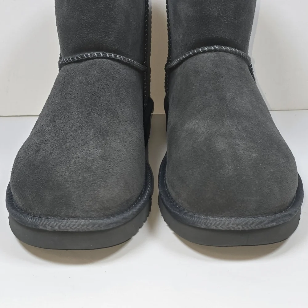 Koolaburra by UGG Koola Mini ll Suede Ankle Boots Pull On Gray Women's US 10